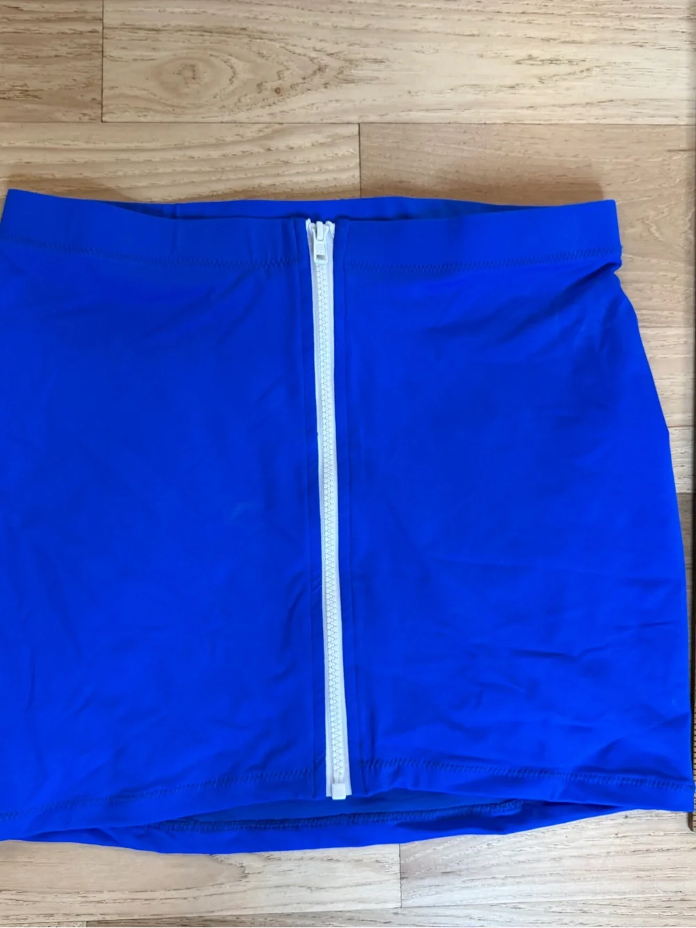 Skims swim skirt cover up size large